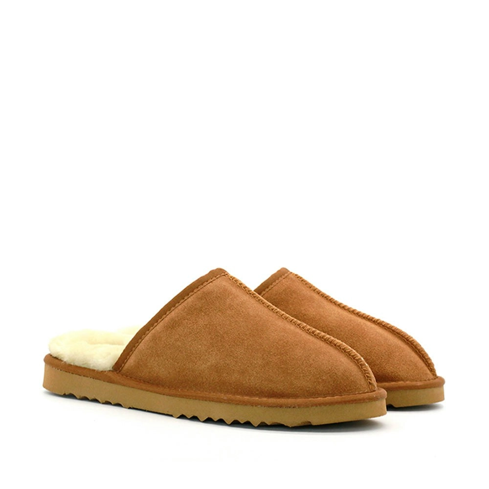 Waratah UGG® Classic Sheepskin Scuff - Chestnut