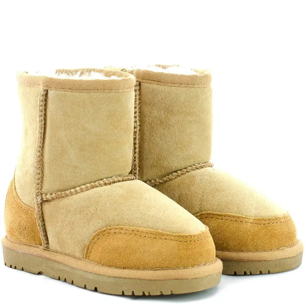 Original Ugg Australia Kids Chestnut Short Boots