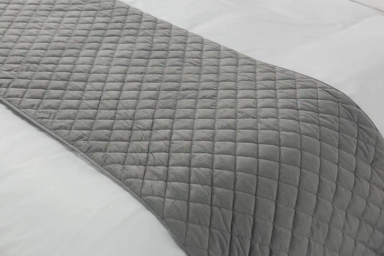 Gregory Quilted Bedrunner - Silver