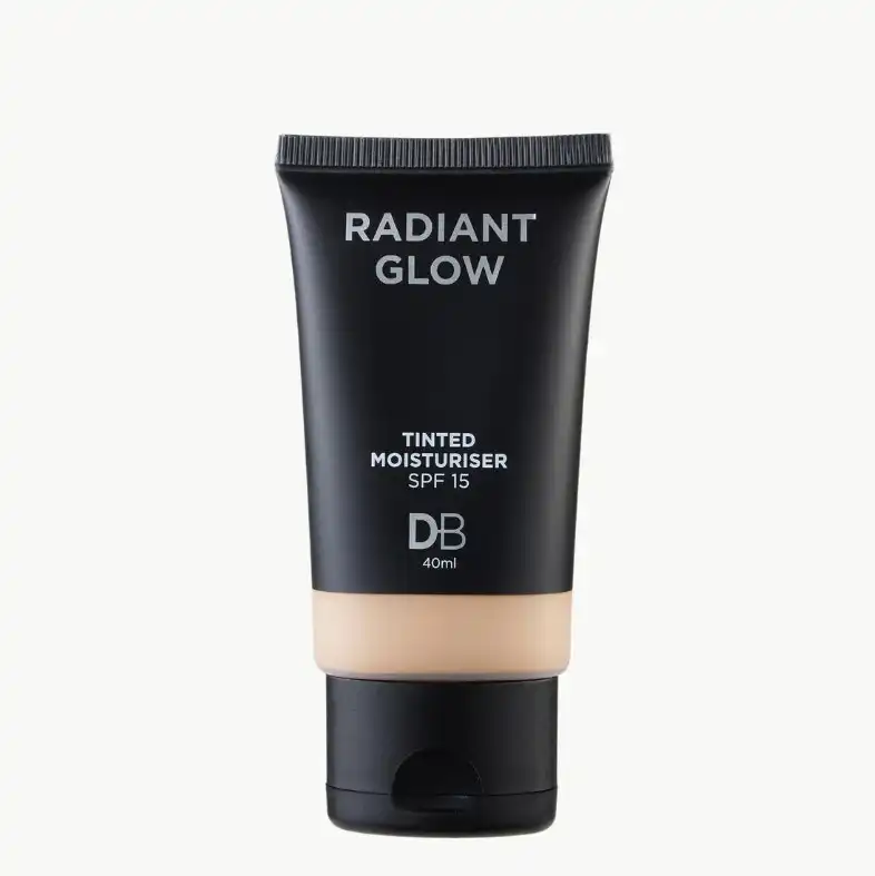 DB Cosmetics Radiant Glow Tinted Moisturiser Spf 15 Medium