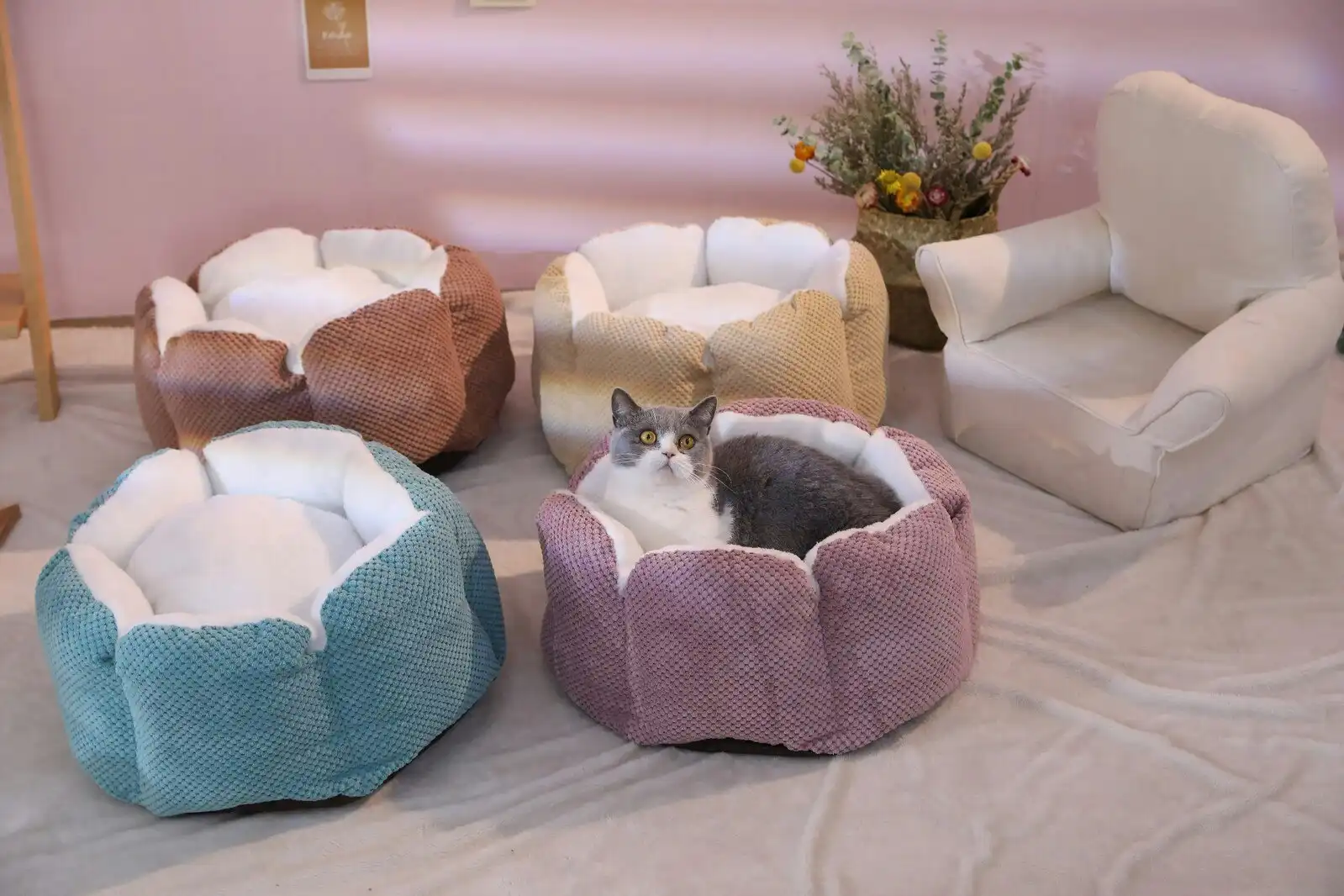 Furbulous Calming Dog Bed Warm Soft Cat Bed Round Comfy Sleeping Nest