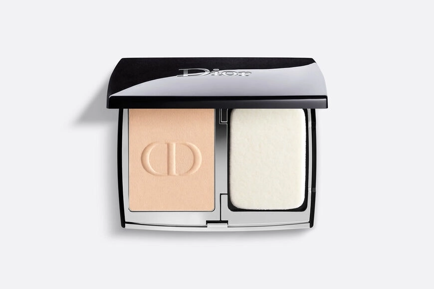 Christian Dior Forever Natural Velvet Compact Foundation 3N Neutral