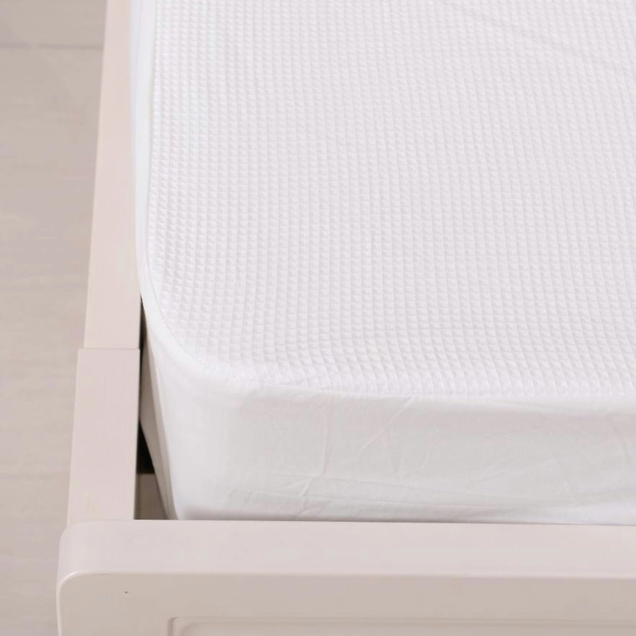 100% cotton White Waffle Fitted Sheet