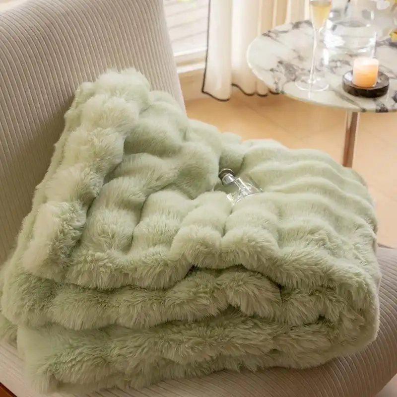 Super Soft Large Faux Fur Winter Blanket Throw Rug 200x230cm Green