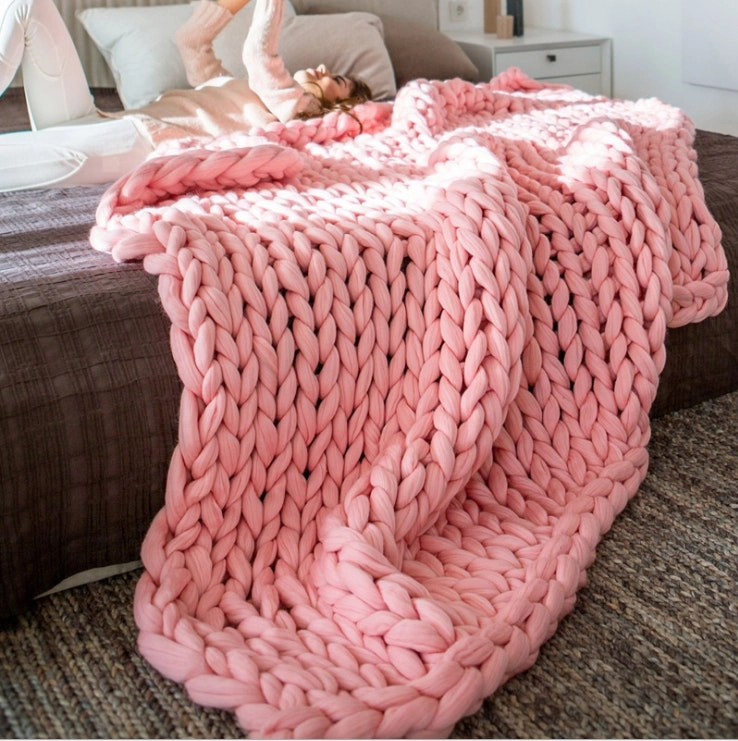 Hand Knitted Thick Acrylic Yarn Chunky Blanket Tight Knit Throw Rug 120x180cm Coral pink