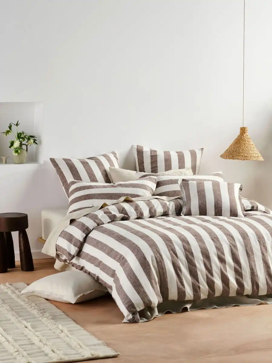 Linen House Vintage Stripe   Tiramisu