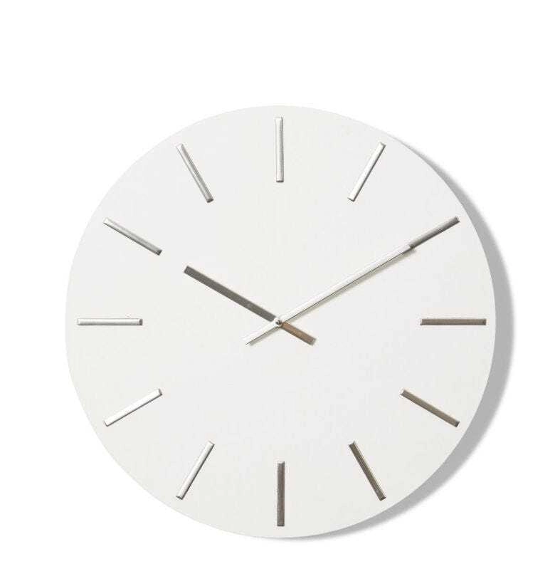 E Style Maddox Metal/MDF 50cm Wall Clock Hanging Round Analogue White/Silver