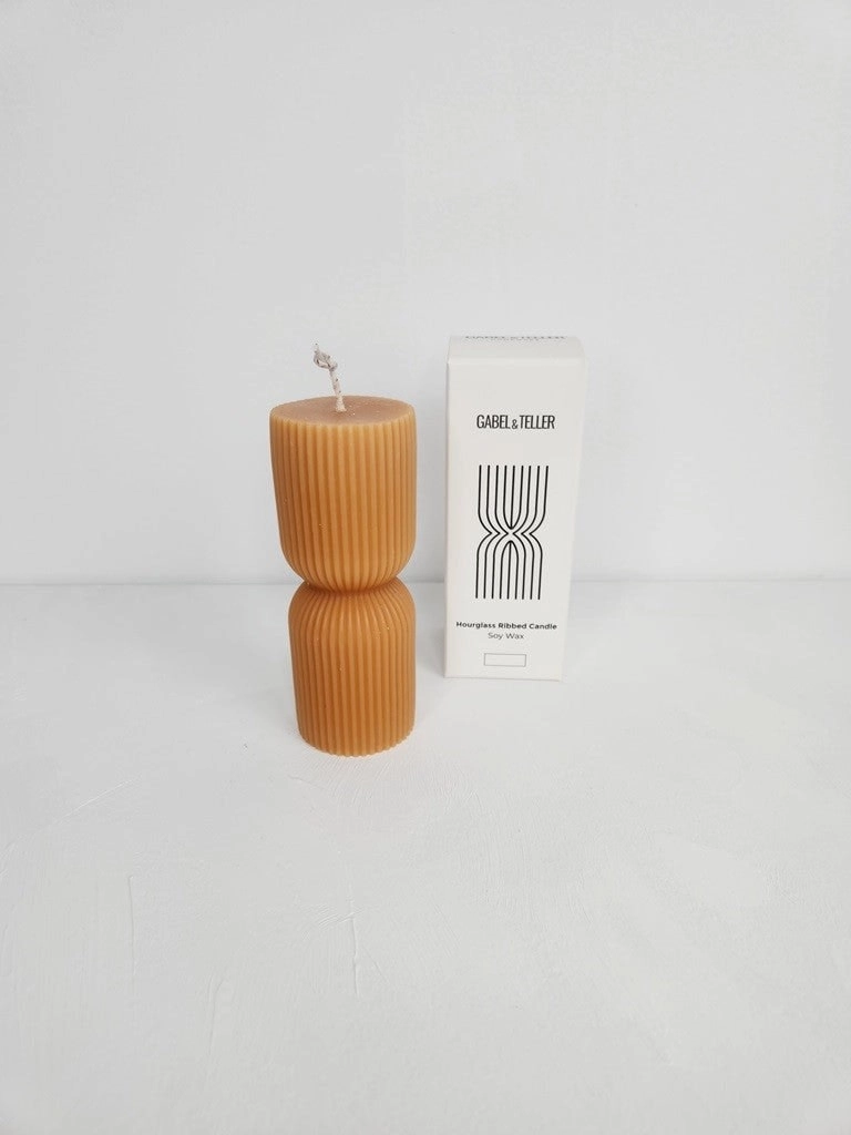 Gabel & Teller Hourglass Ribbed Candle 14x5cm - Almond