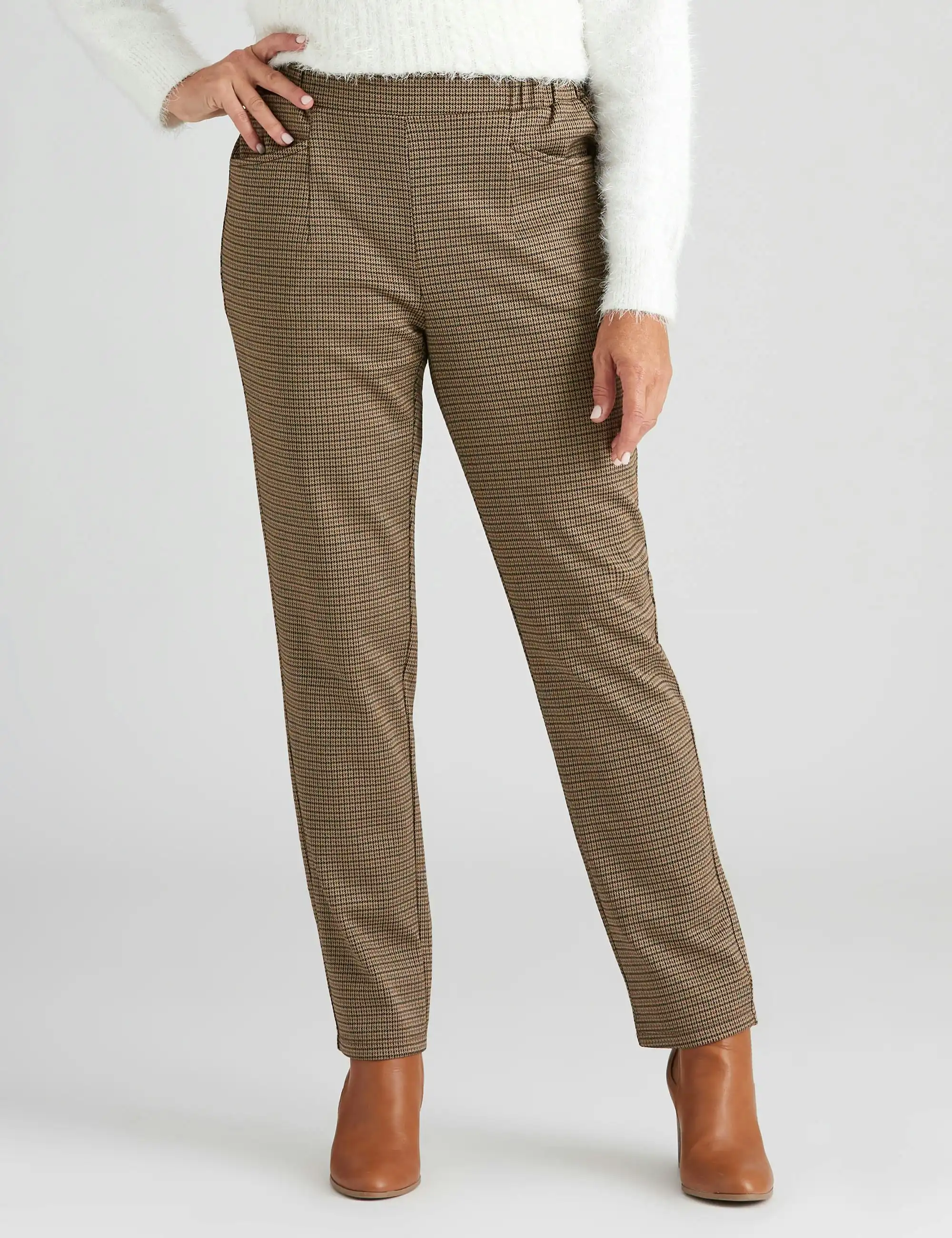 Millers Grey Check Jogger Pants (Brown Check)