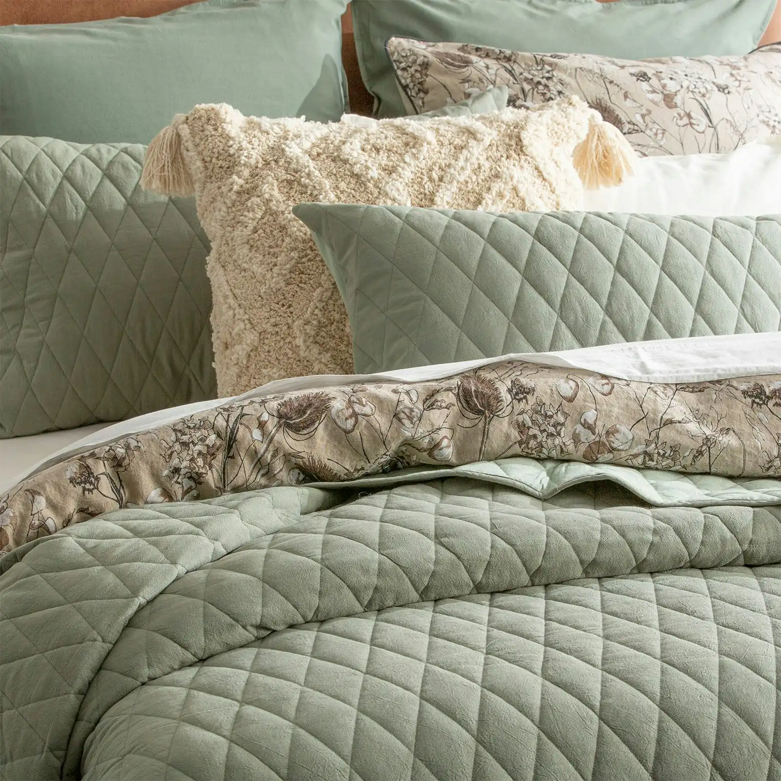 Coverlet Diamante Quilted Cotton Reversible Set Juniper