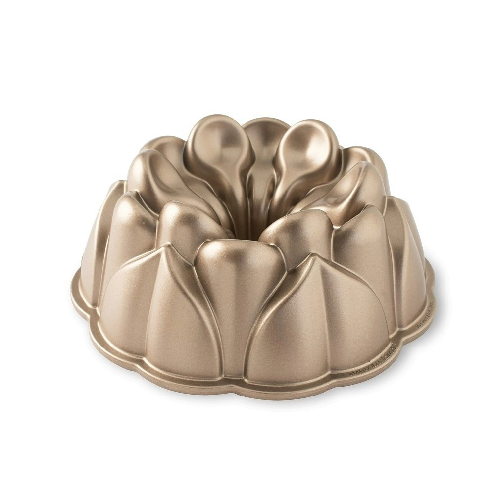 NORDIC WARE CAST ALUMINIUM MAGNOLIA BUNDT PAN 23cm