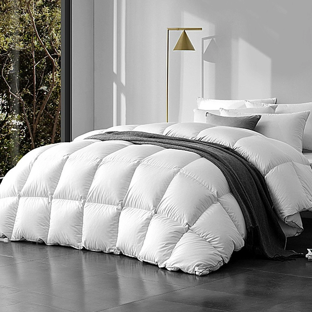 Giselle Bedding 800GSM Goose Down Feather Quilt Super King