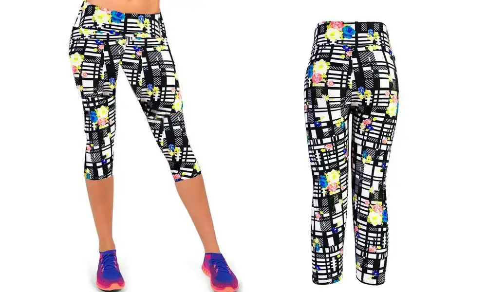 Women's Print Capri Sport Leggings - Black Checkered